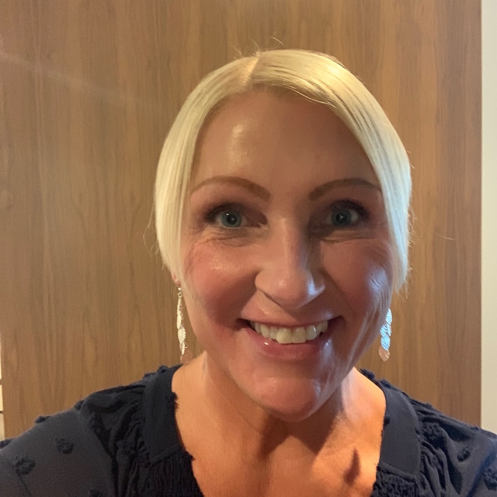 Meet your Posher, Michele